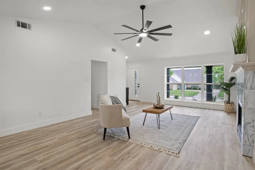 1612 Huntington Drive Mesquite TX 75149