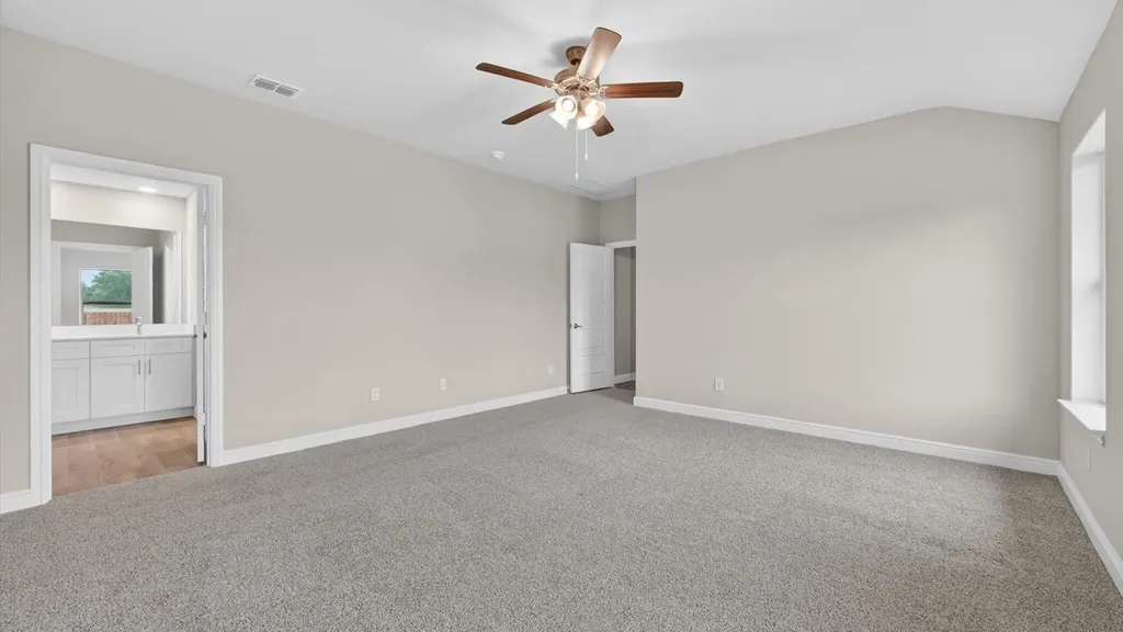 1416 Canterbury Trail Desoto TX 75115