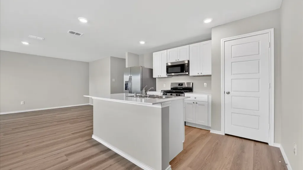 353 Wayland Street Keene TX 76059