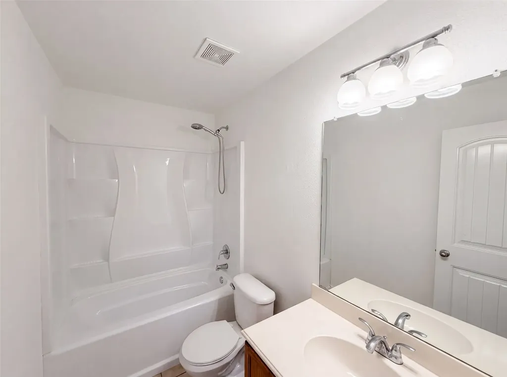 143 Pintail Lane Sanger TX 76266