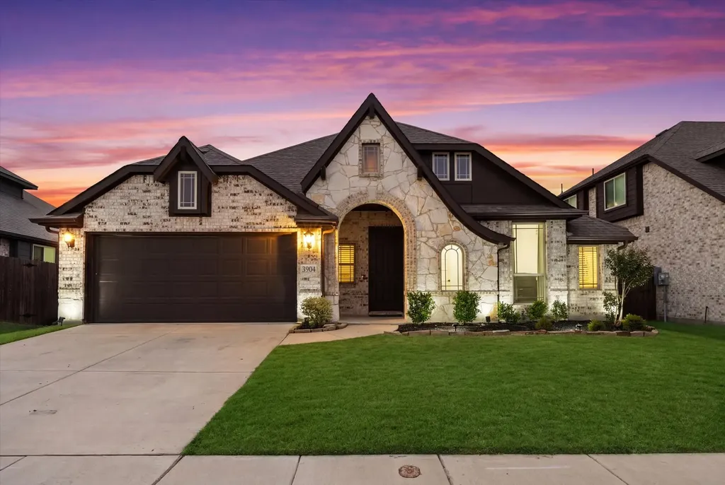 3904 Holly Springs Lane Kaufman TX 75142