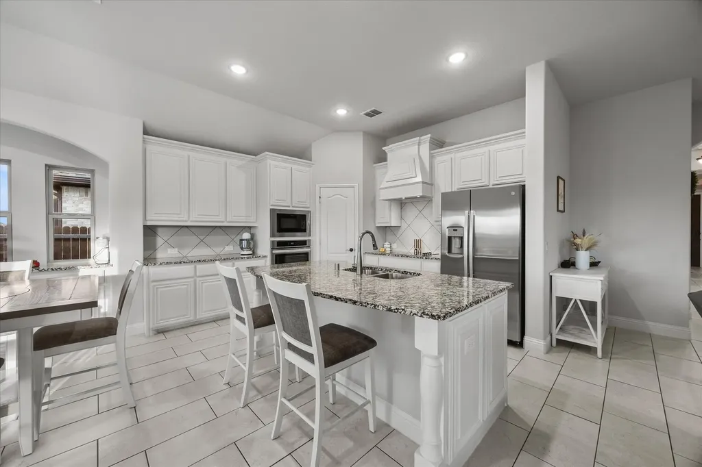 3904 Holly Springs Lane Kaufman TX 75142