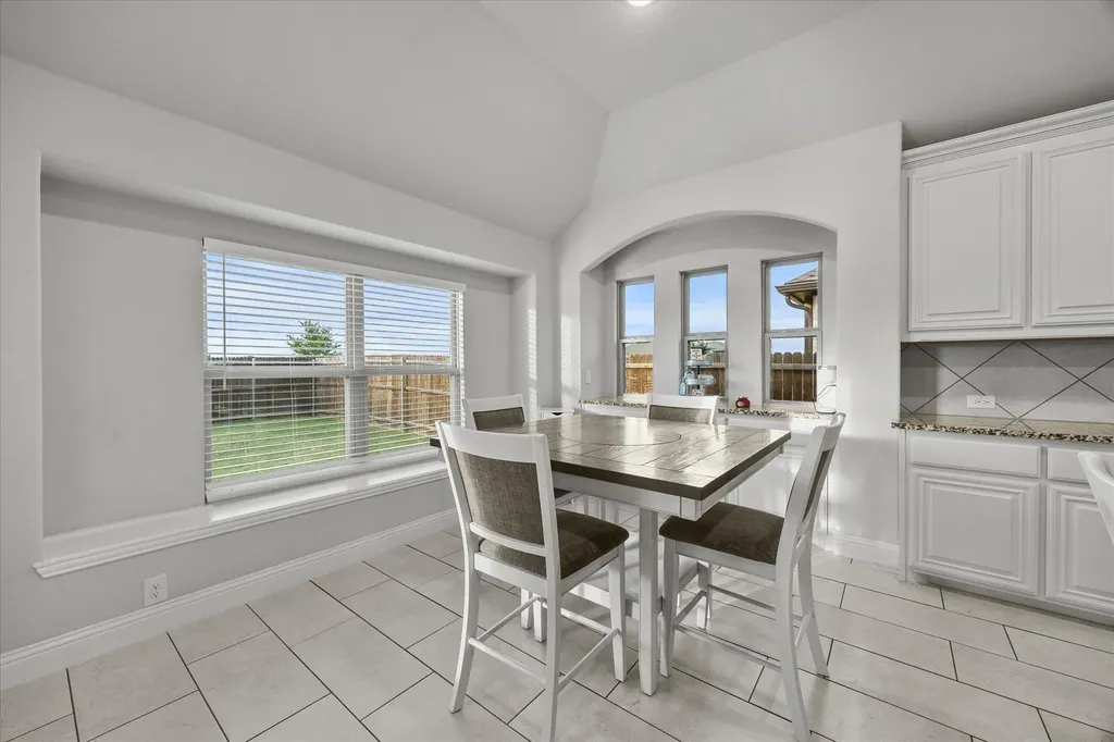 3904 Holly Springs Lane Kaufman TX 75142