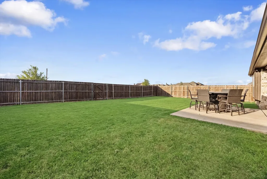 3904 Holly Springs Lane Kaufman TX 75142