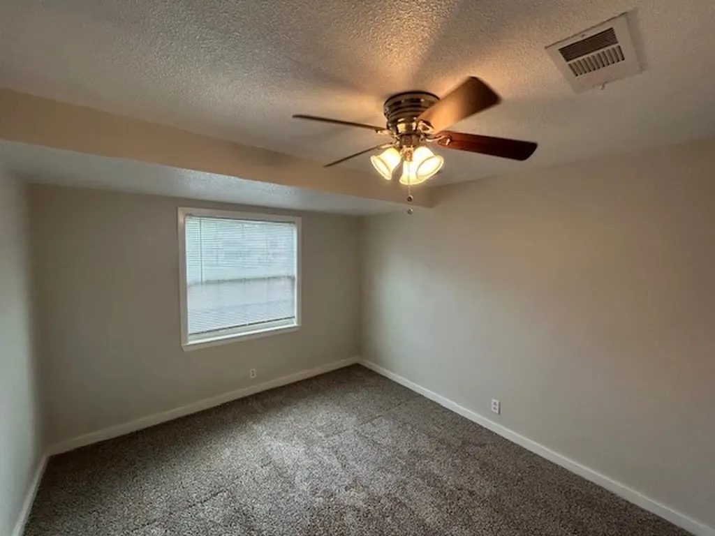 209 E Linda Drive Garland TX 75041