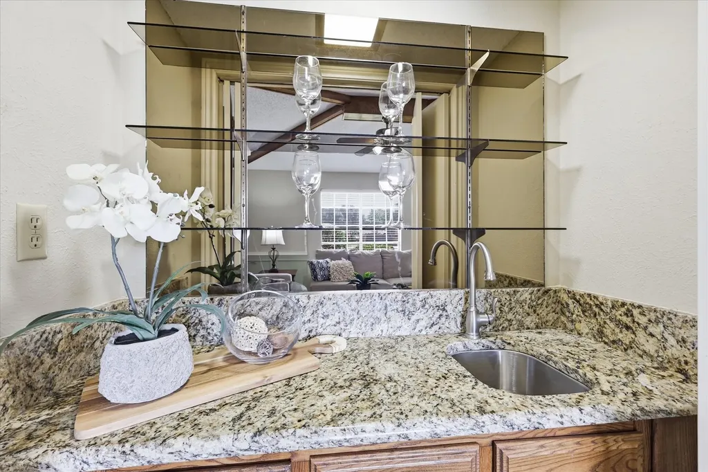 1915 Robin Meadow Circle Carrollton TX 75007