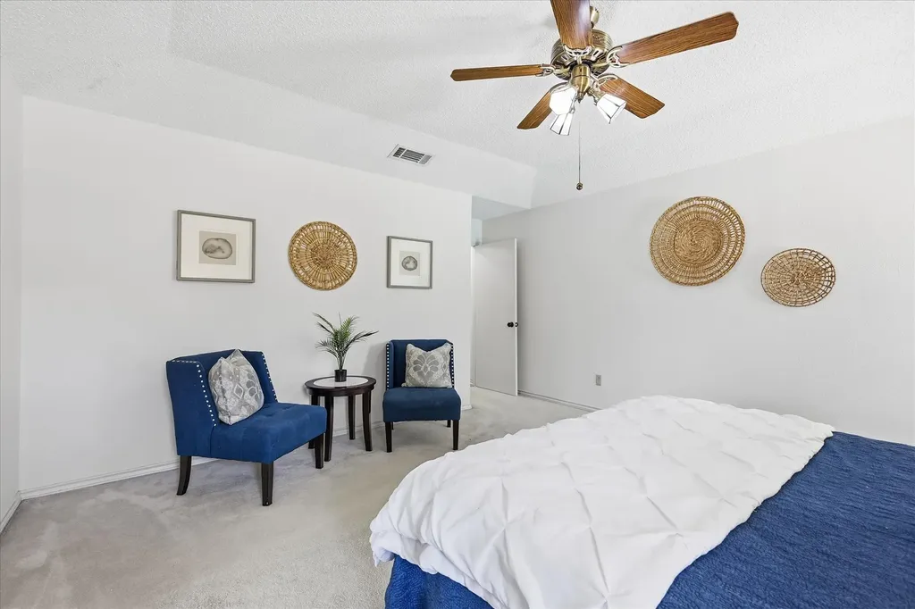 1915 Robin Meadow Circle Carrollton TX 75007