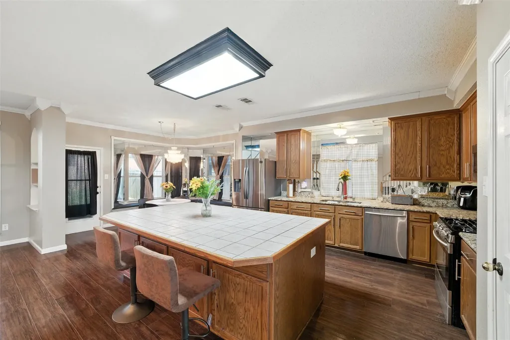 525 Magnolia Trail Desoto TX 75115