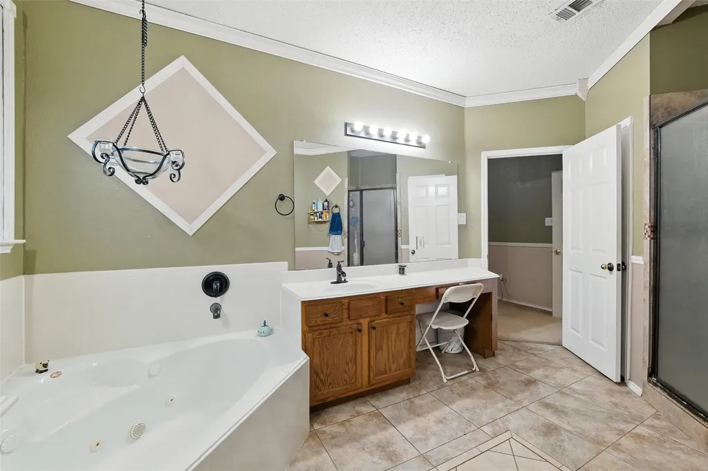 525 Magnolia Trail Desoto TX 75115