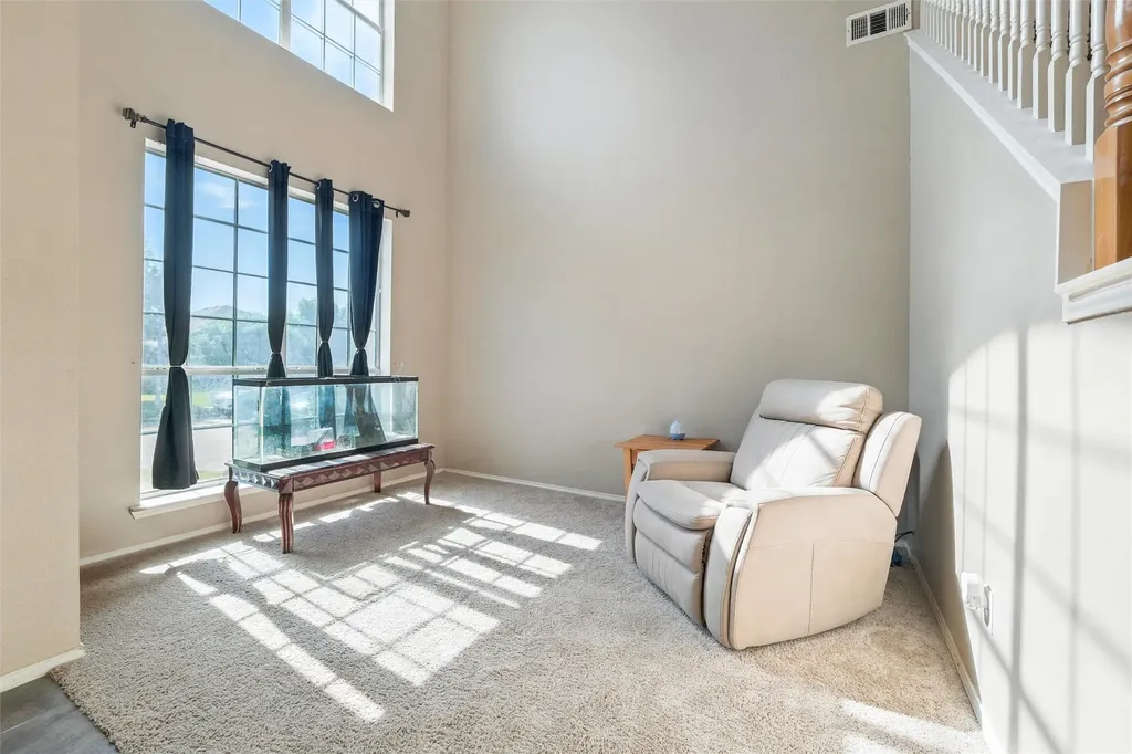 525 Magnolia Trail Desoto TX 75115