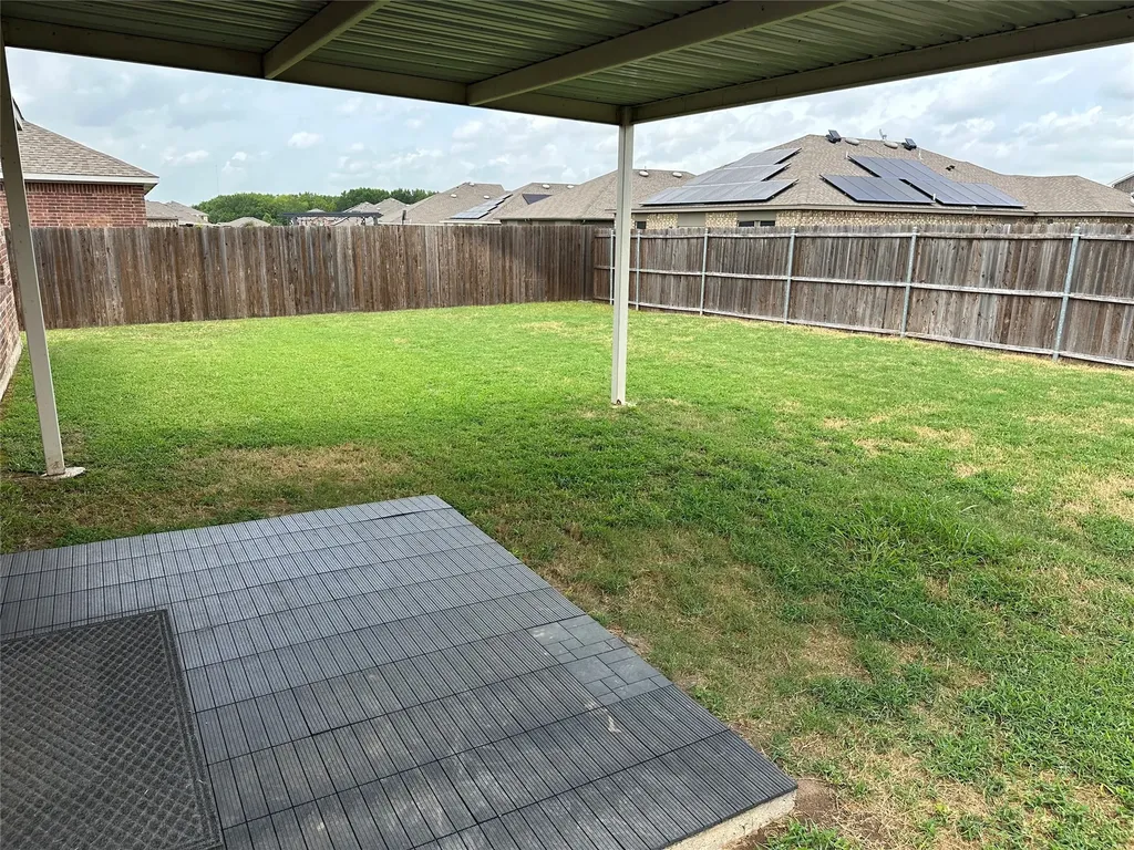 409 Willow Creek Drive Glenn Heights TX 75154