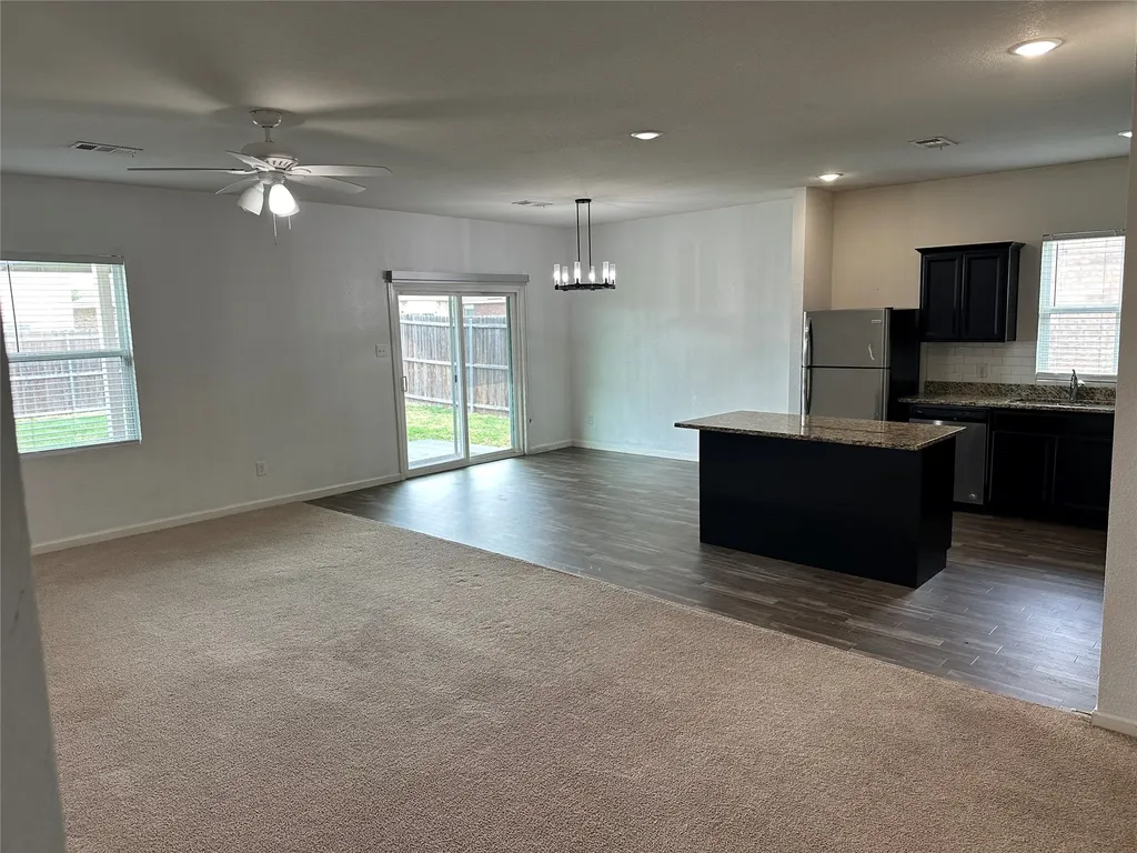 409 Willow Creek Drive Glenn Heights TX 75154