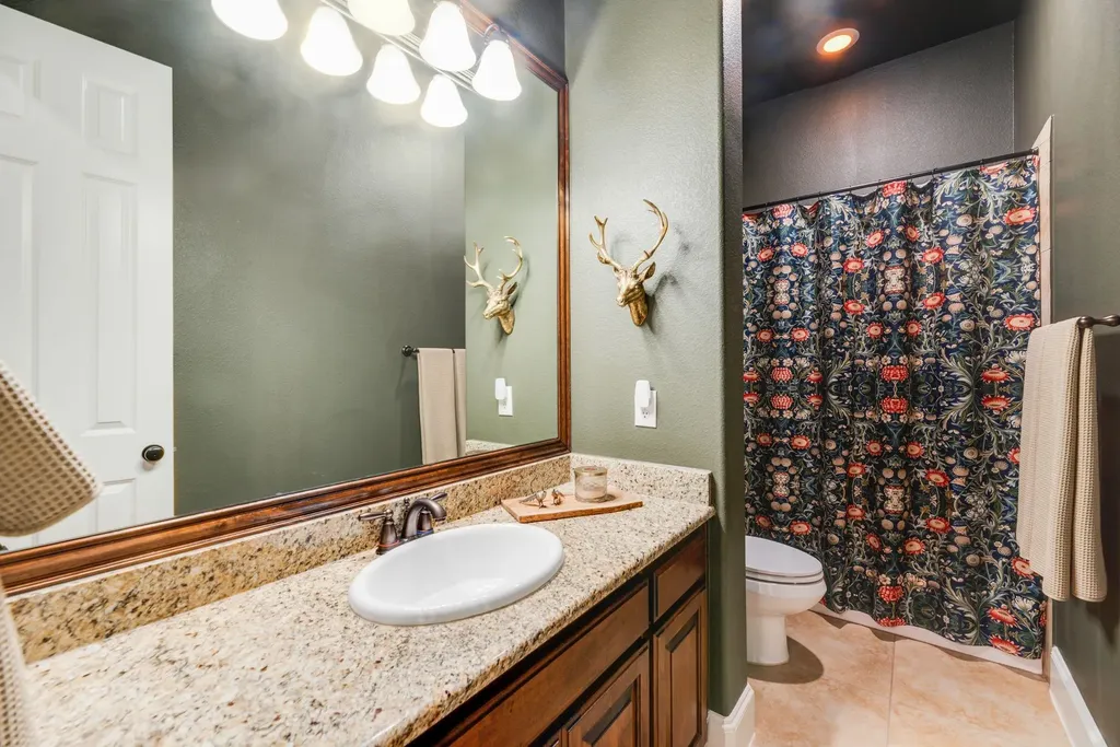 8700 Scarlet Trail Lantana TX 76226
