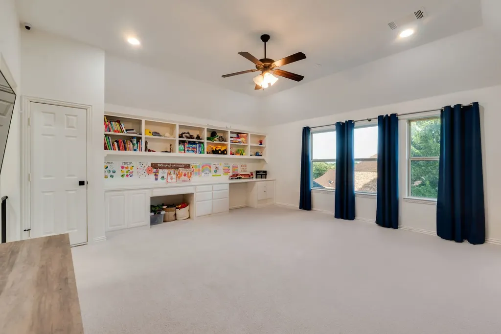 8700 Scarlet Trail Lantana TX 76226