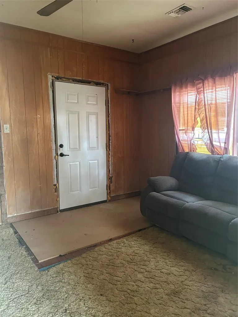 501 W 12th Street Coleman TX 76834