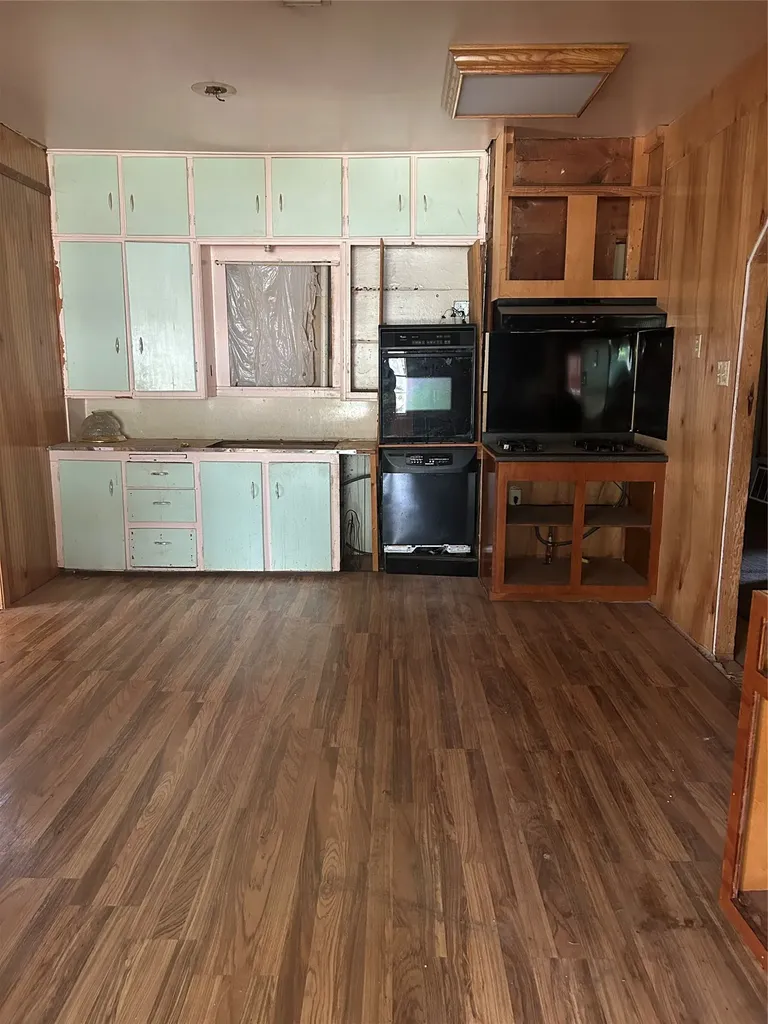 501 W 12th Street Coleman TX 76834