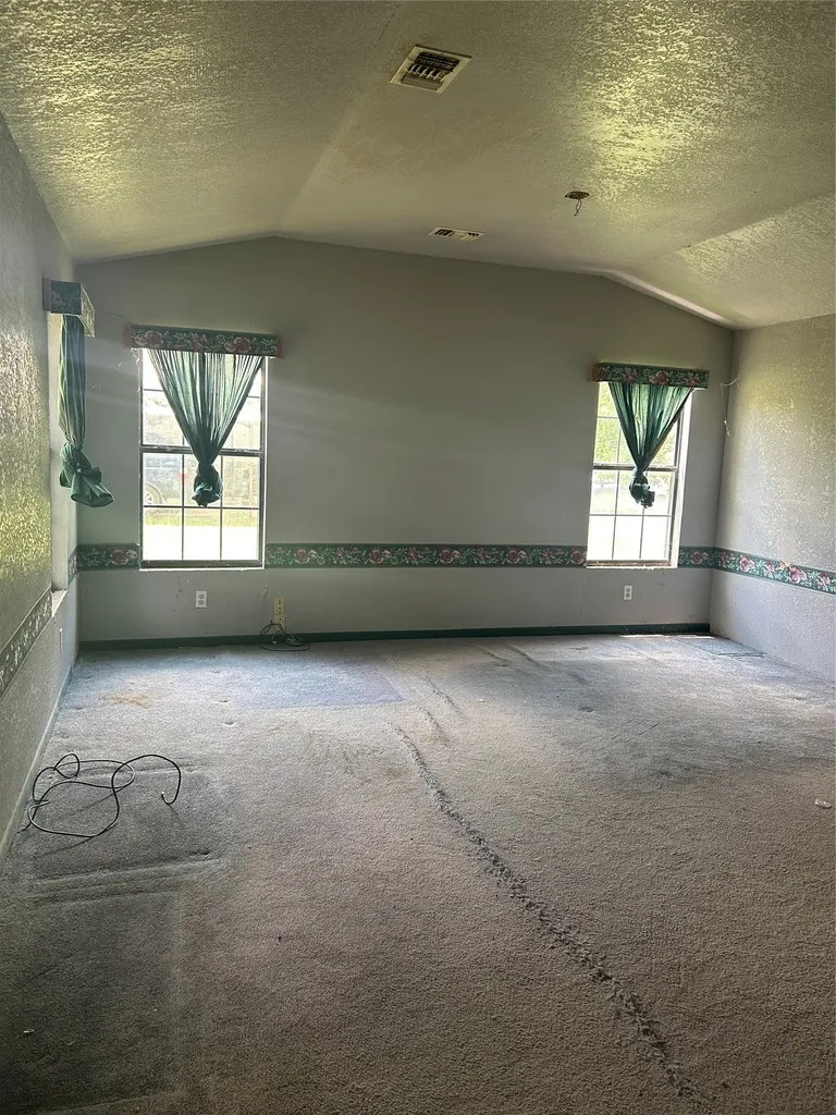 501 W 12th Street Coleman TX 76834
