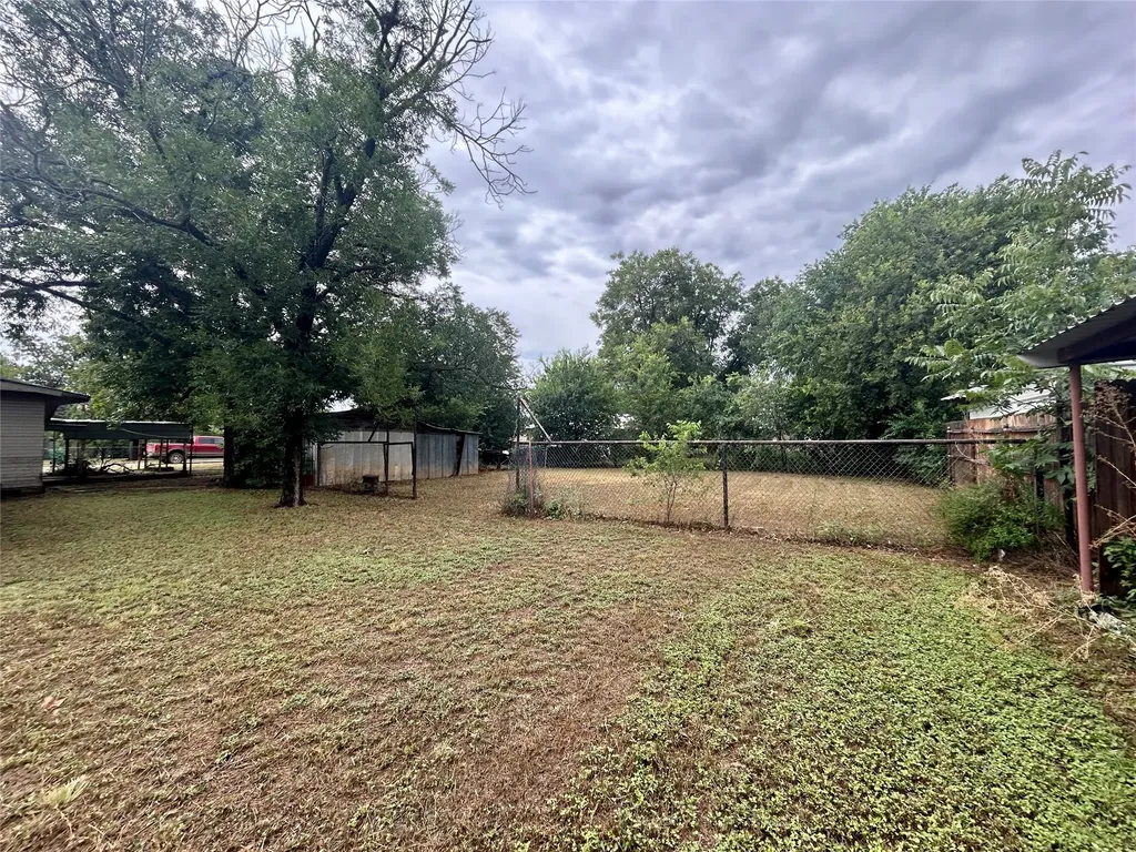 501 W 12th Street Coleman TX 76834