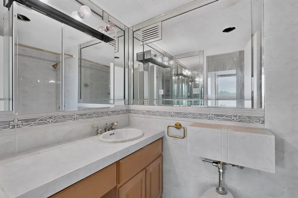 3883 Turtle Creek Boulevard Dallas TX 75219