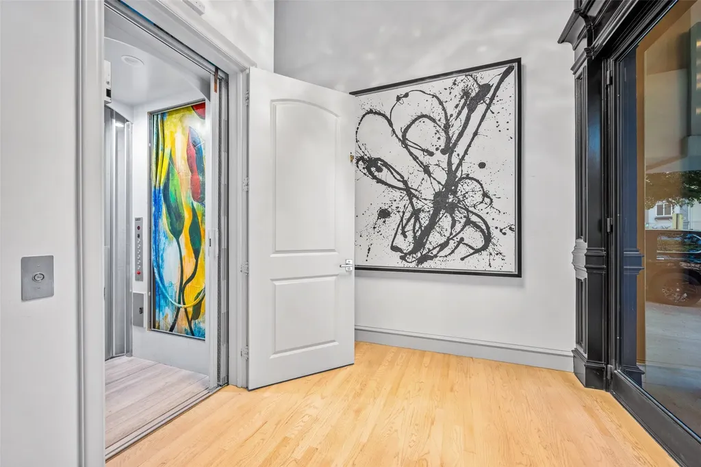 2206 Boll Street Dallas TX 75204