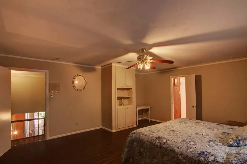 1202 Tanglewood Trail Euless TX 76040