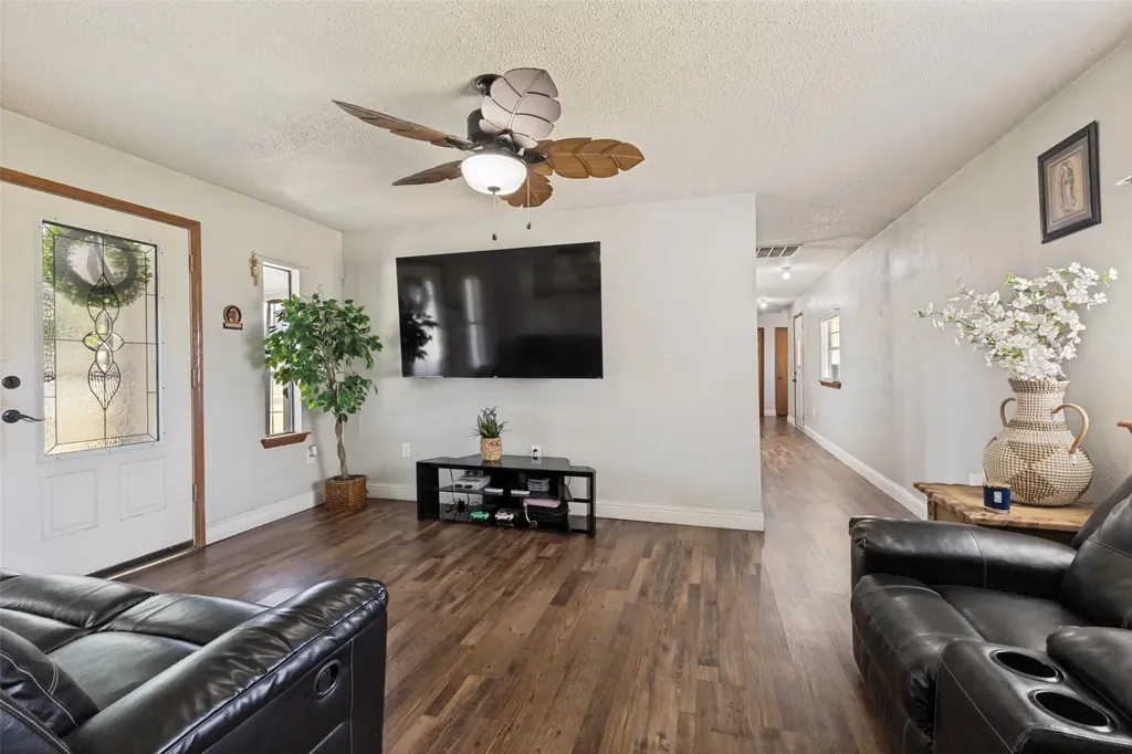 7400 County Road 131a Terrell TX 75161