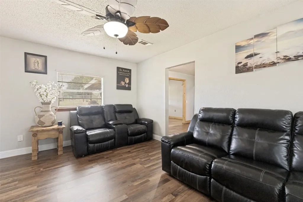 7400 County Road 131a Terrell TX 75161