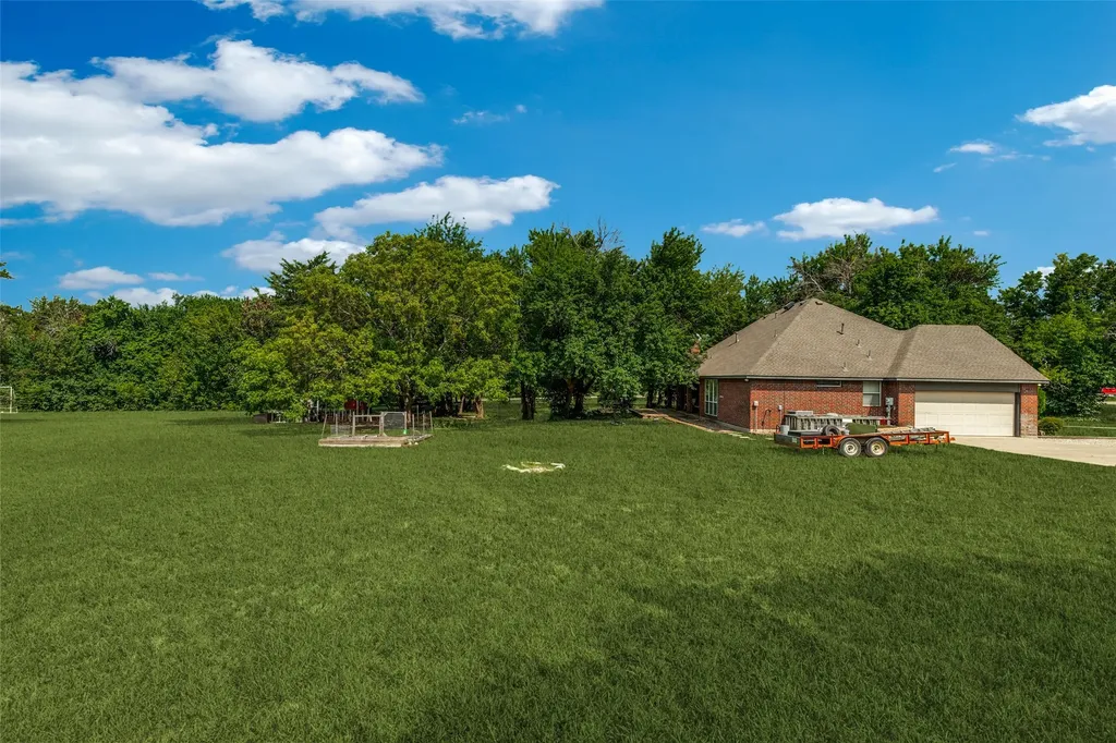 305 Cedar Hill Circle Lowry Crossing TX 75407