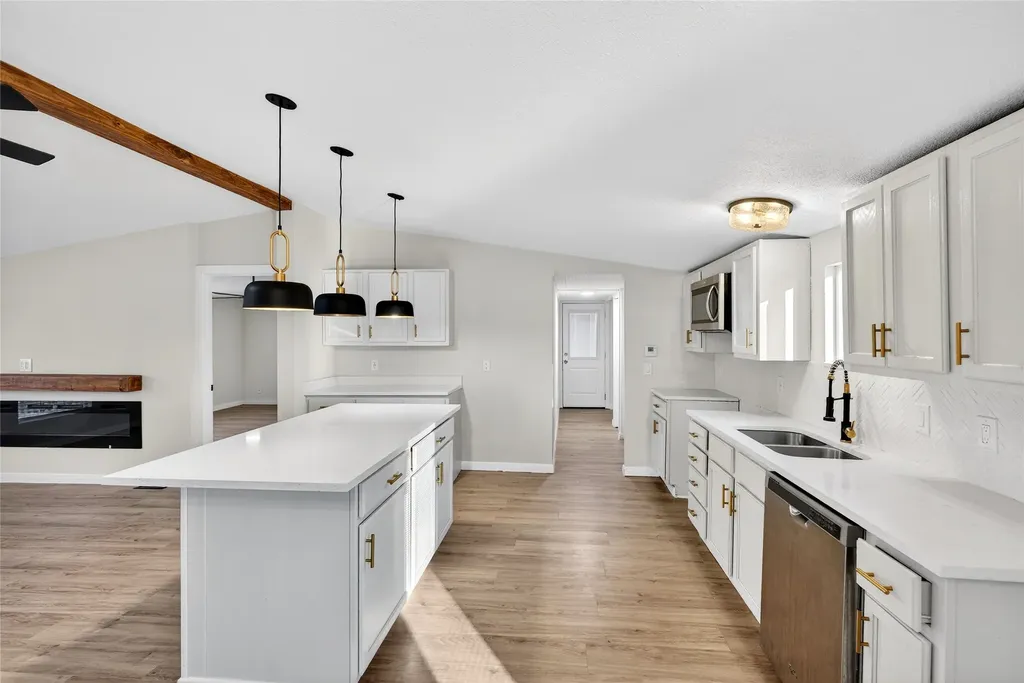 237 Wildflower Drive Gun Barrel City TX 75156