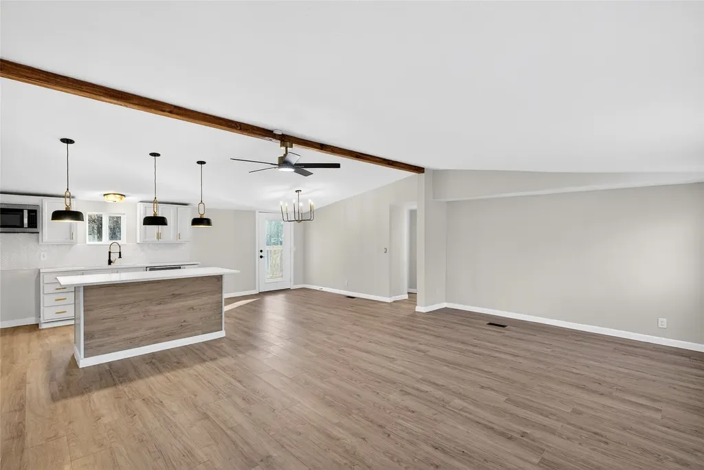237 Wildflower Drive Gun Barrel City TX 75156