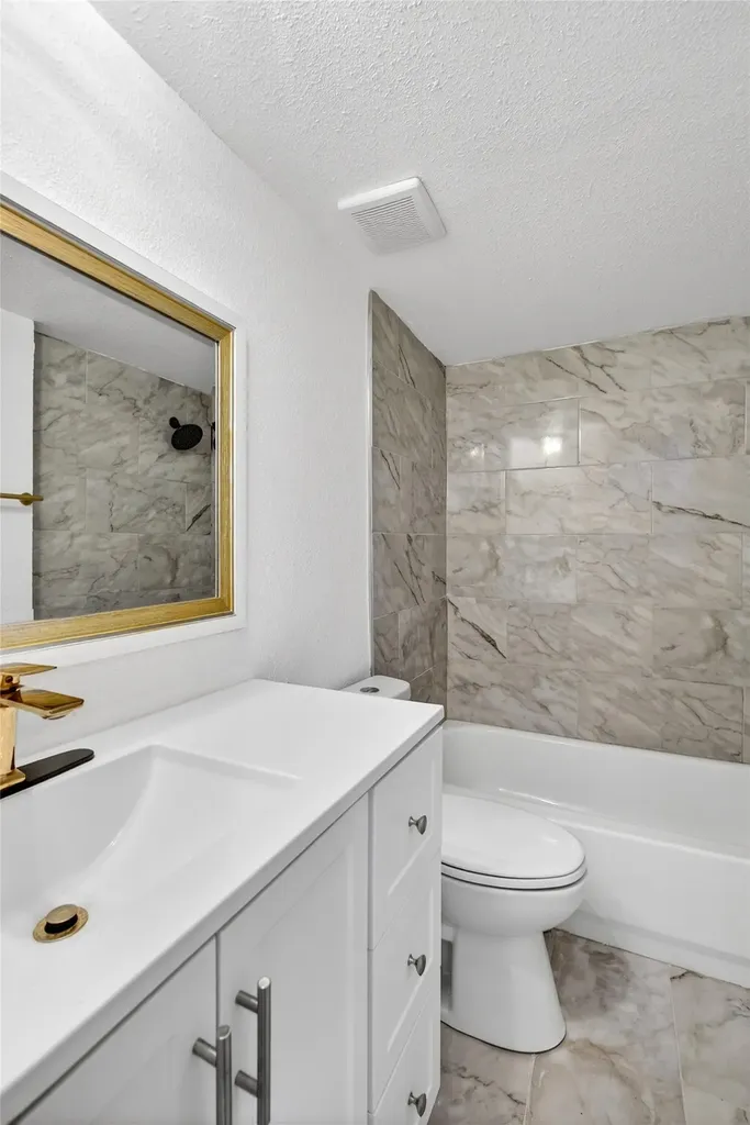 237 Wildflower Drive Gun Barrel City TX 75156