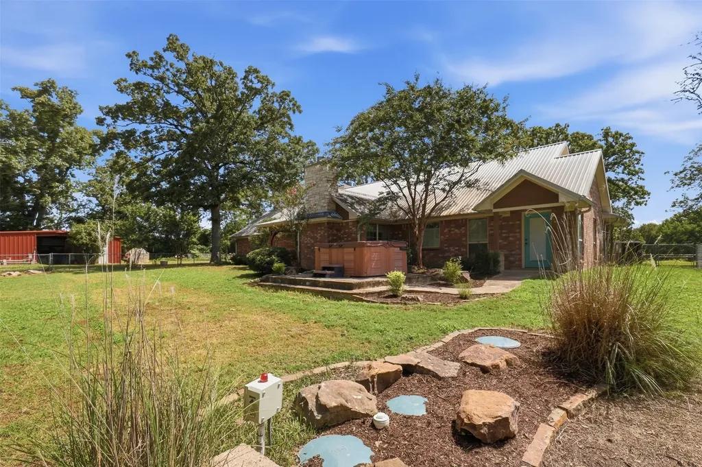159 County Road 3195 Winnsboro TX 75494