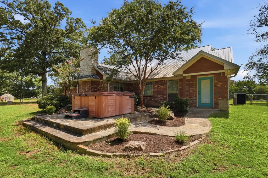 159 County Road 3195 Winnsboro TX 75494
