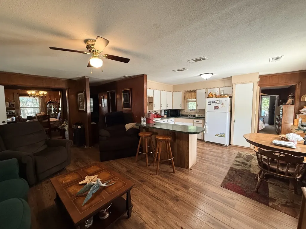 2070 County Road 3830 Quinlan TX 75474