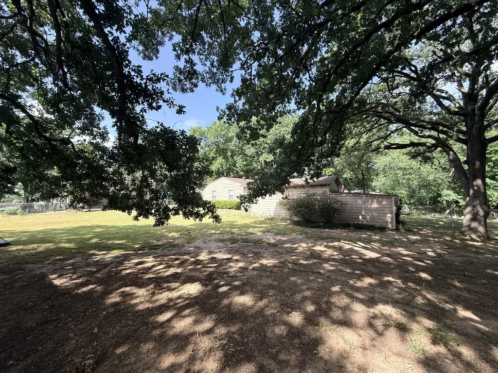 2070 County Road 3830 Quinlan TX 75474