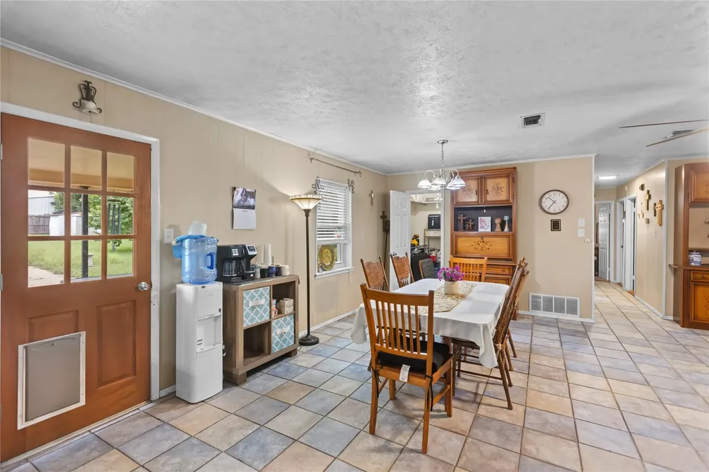 1101 14th Street Honey Grove TX 75446