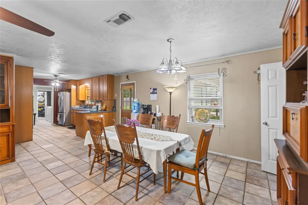 1101 14th Street Honey Grove TX 75446