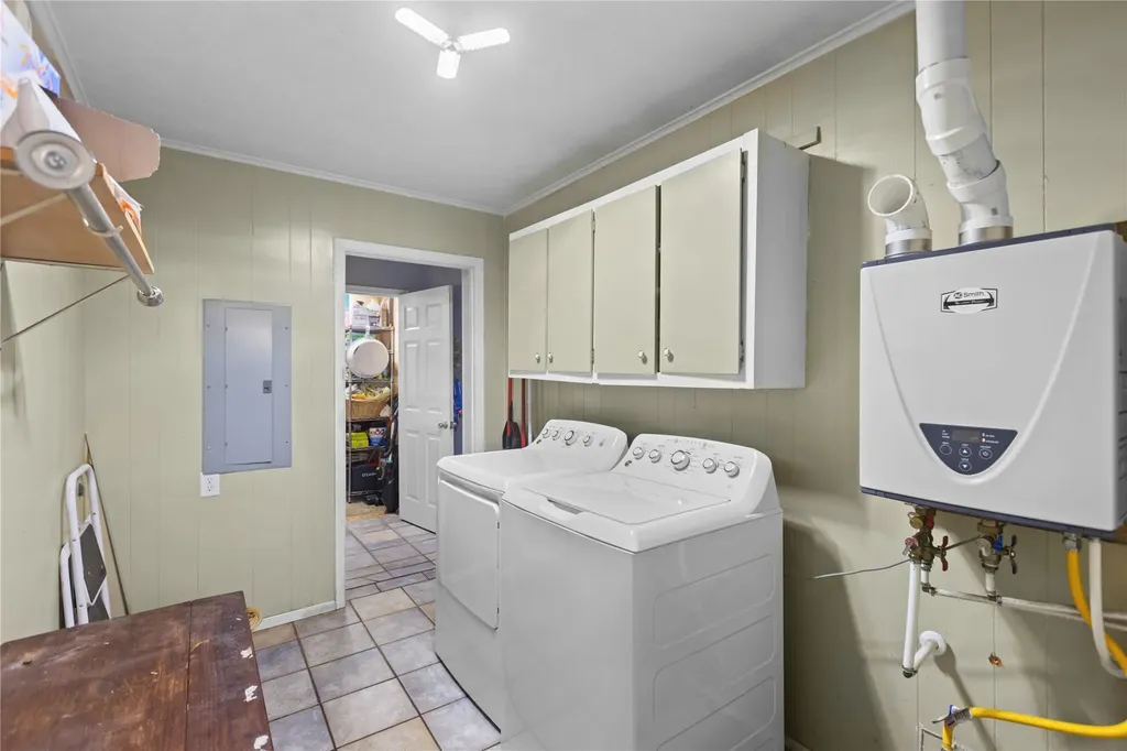 1101 14th Street Honey Grove TX 75446