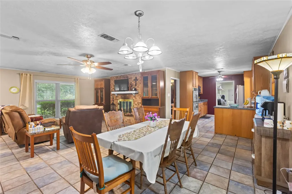 1101 14th Street Honey Grove TX 75446