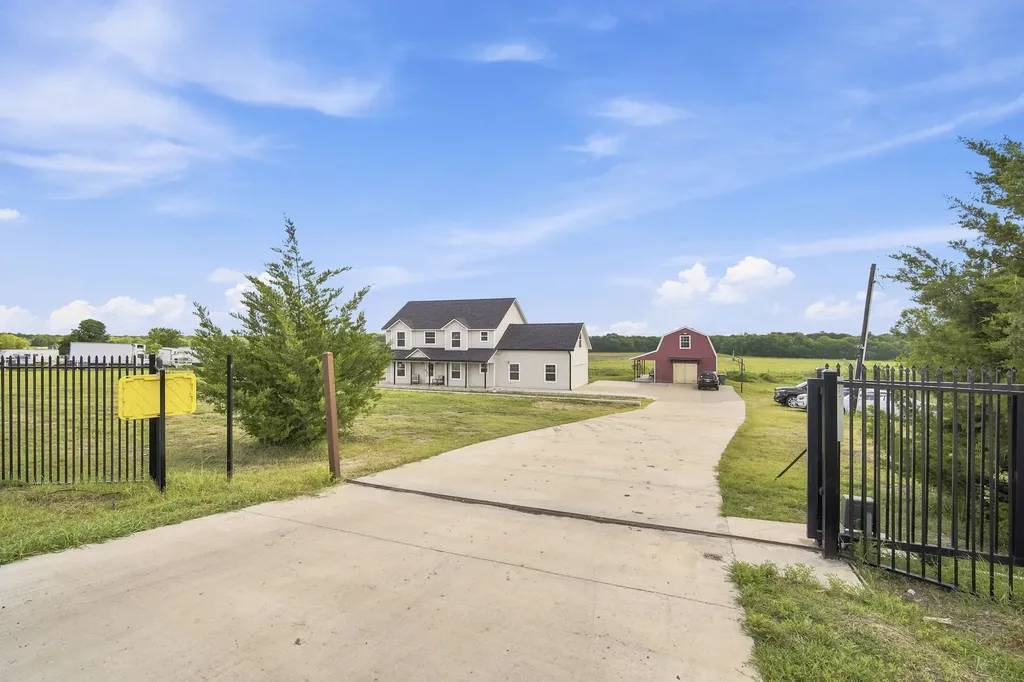 4855 Stitzle Road Crandall TX 75114