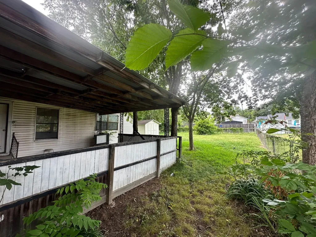 813 Magnolia Drive Garland TX 75040
