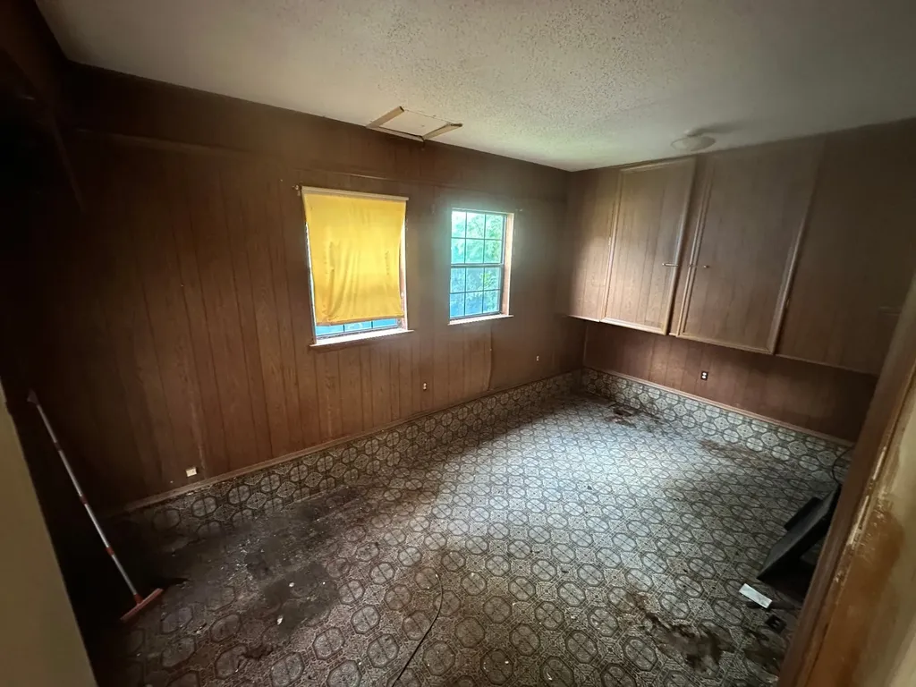 813 Magnolia Drive Garland TX 75040