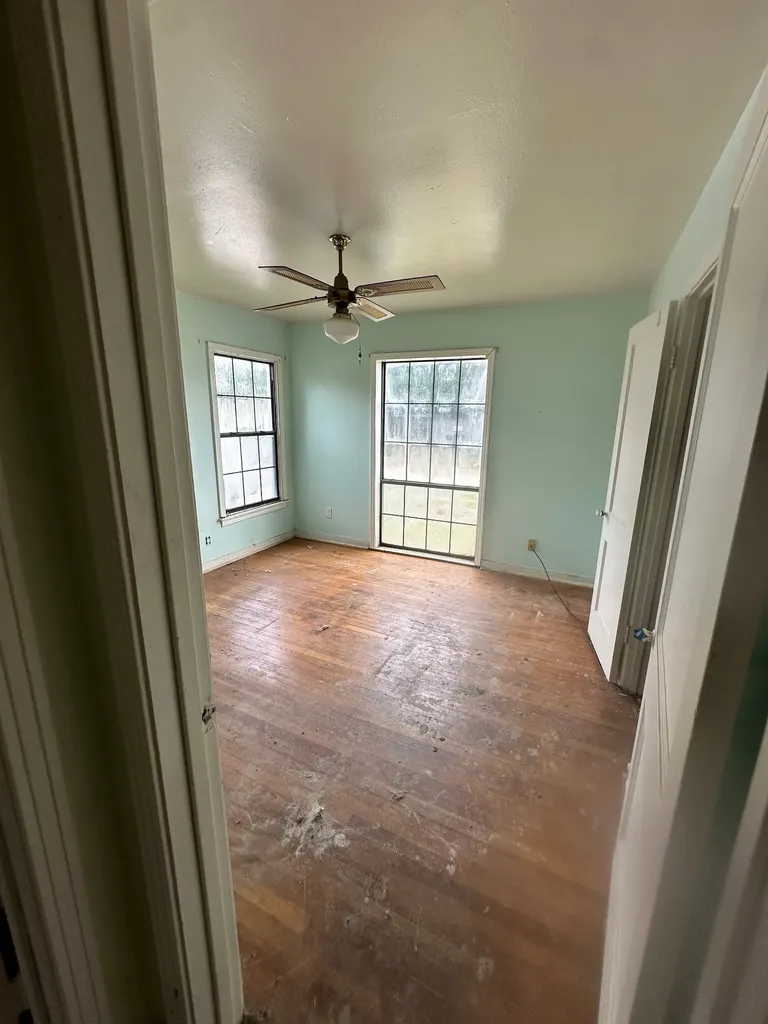 813 Magnolia Drive Garland TX 75040
