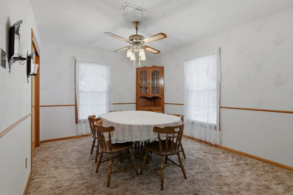 329 N Ash Avenue Azle TX 76020
