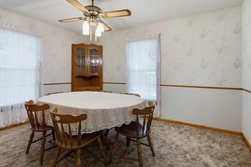 329 N Ash Avenue Azle TX 76020