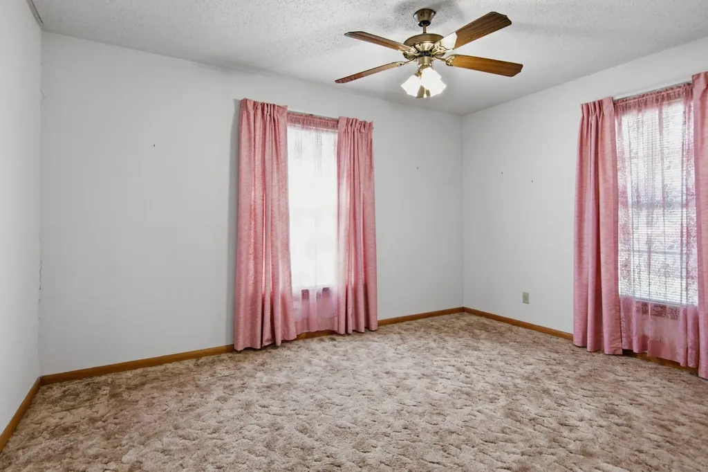 329 N Ash Avenue Azle TX 76020