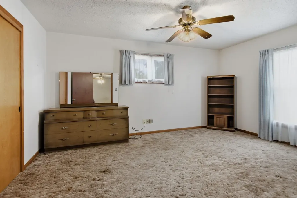329 N Ash Avenue Azle TX 76020