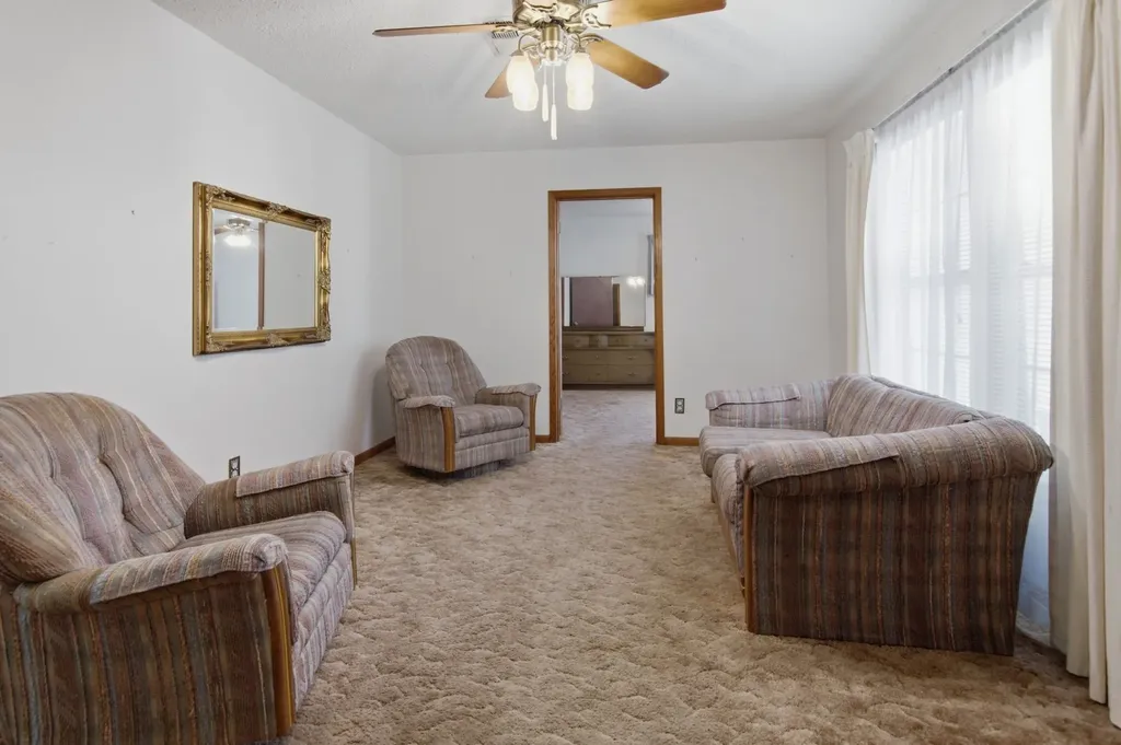 329 N Ash Avenue Azle TX 76020