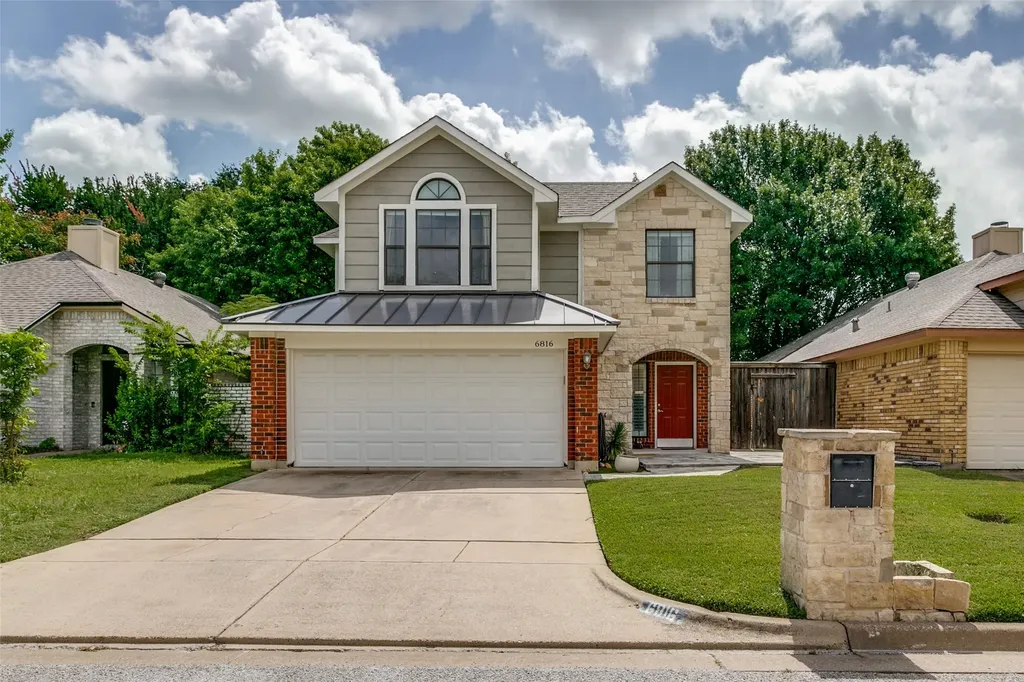 6816 Driffield Circle E North Richland Hills TX 76182