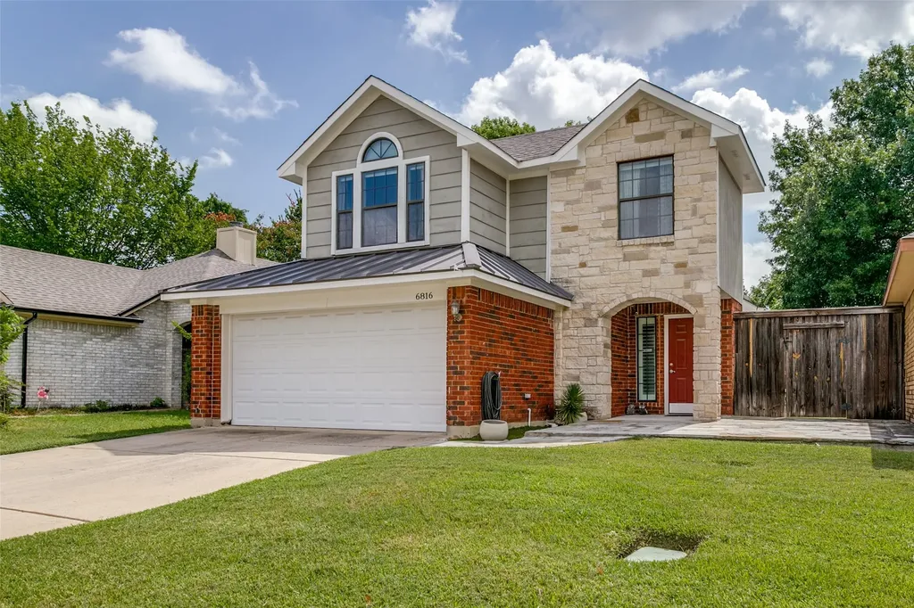 6816 Driffield Circle E North Richland Hills TX 76182